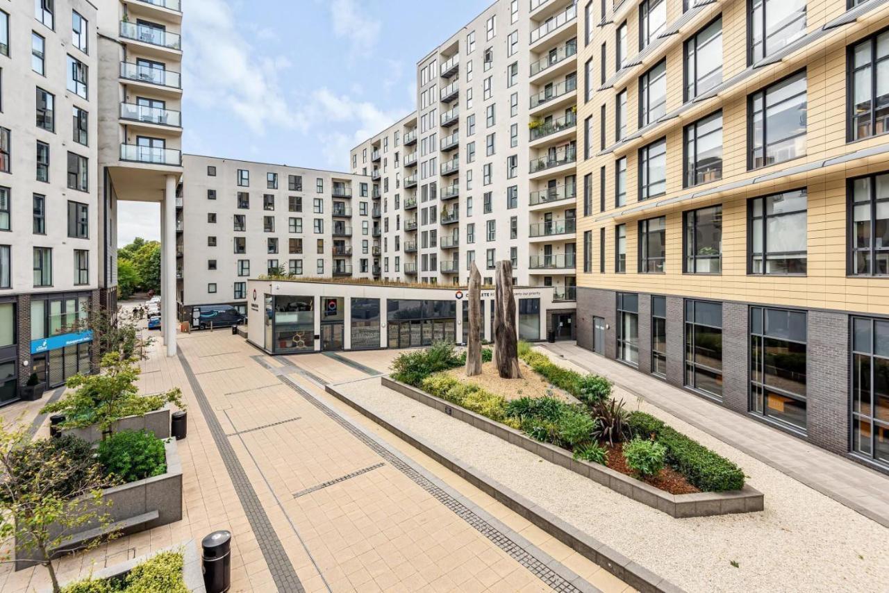 Cloud9Sa At The Nankeville Woking Exterior foto